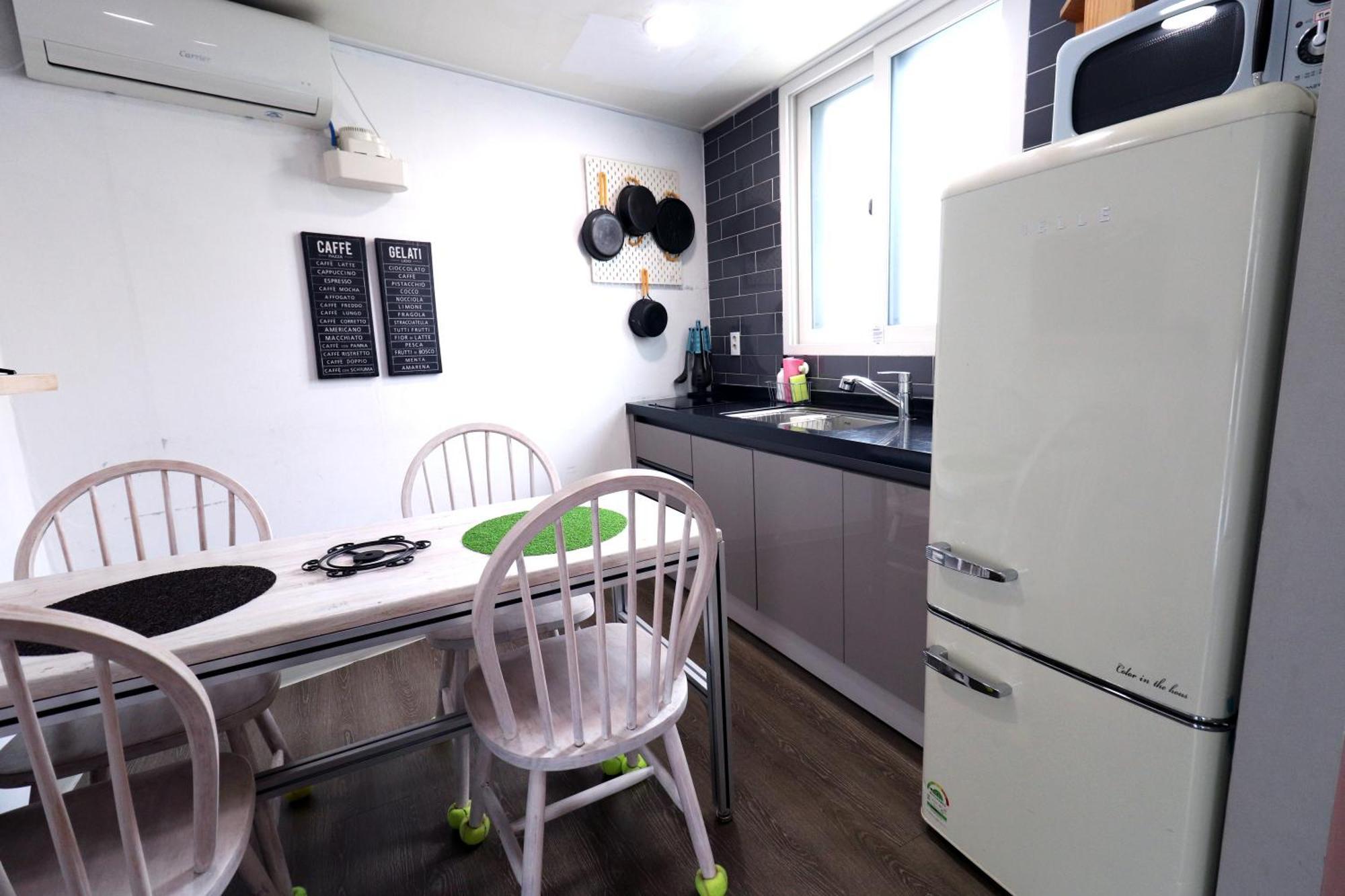 Hah Guesthouse Seoul Exterior photo